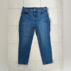 Old Navy Butterfly Button Blue Jeans